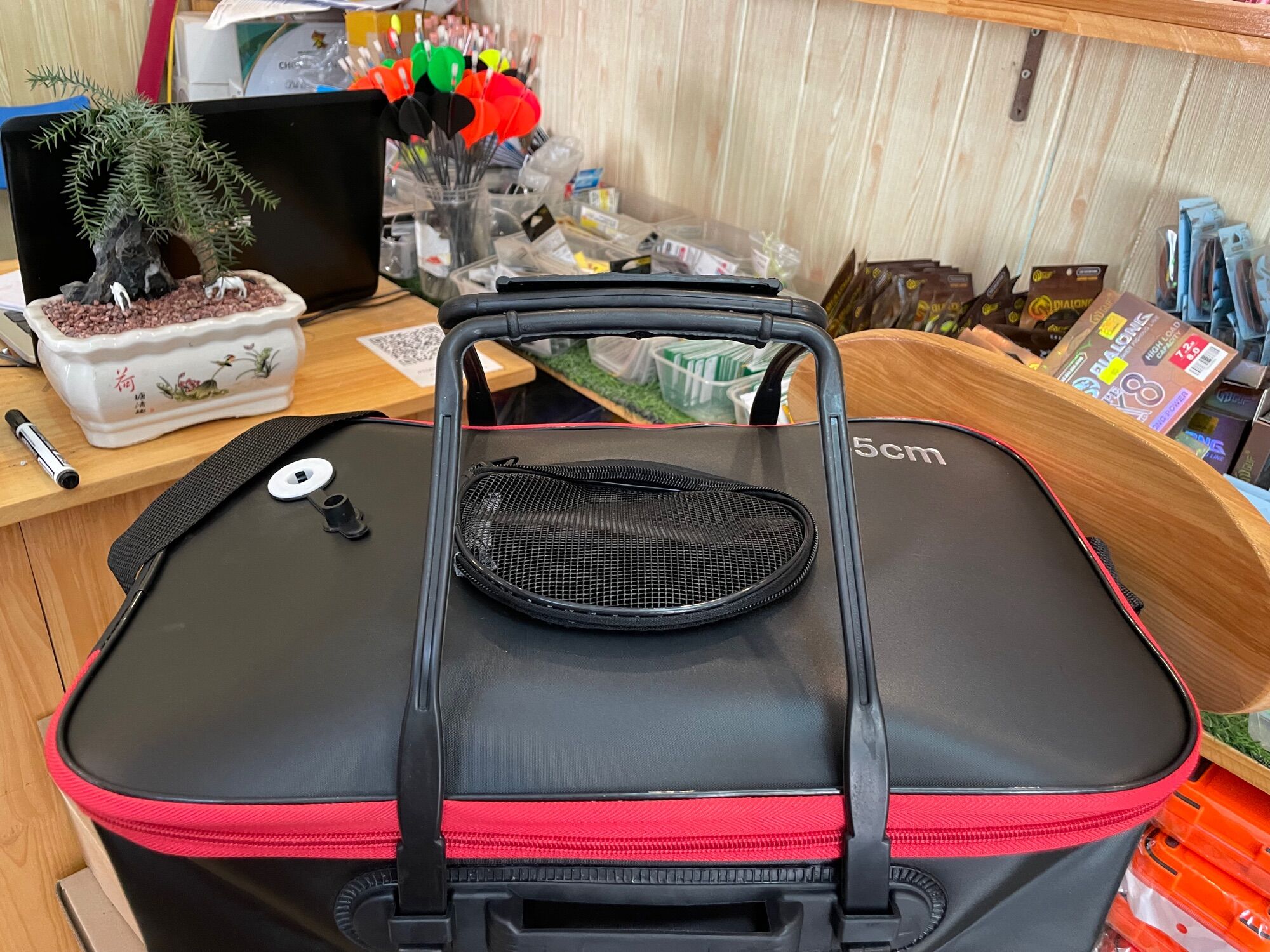 Thùng Đựng Cá Cao Su Daiwa 45Cm