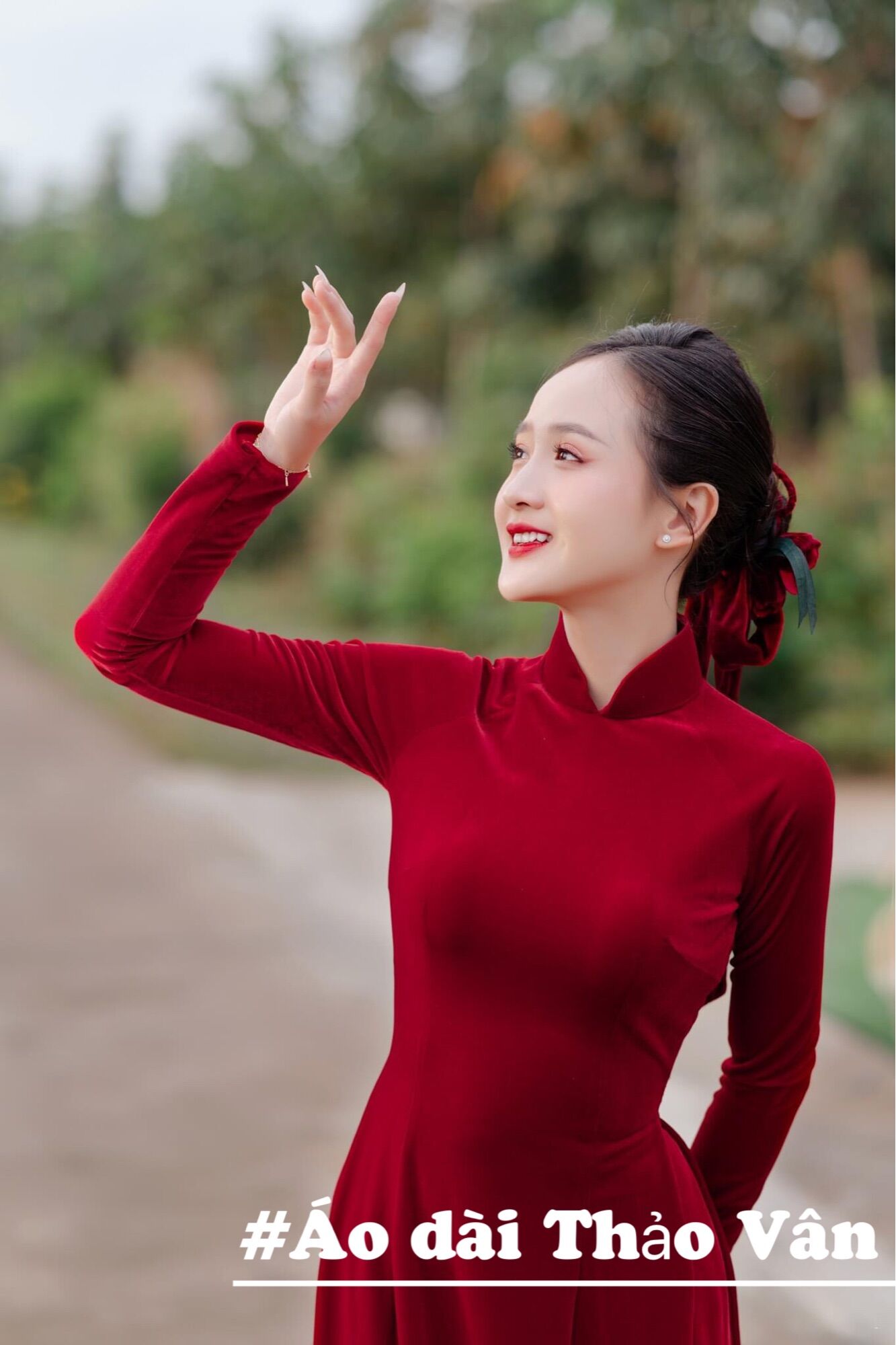Áo dài cô dâu đỏ nhung cao cấp-TV001