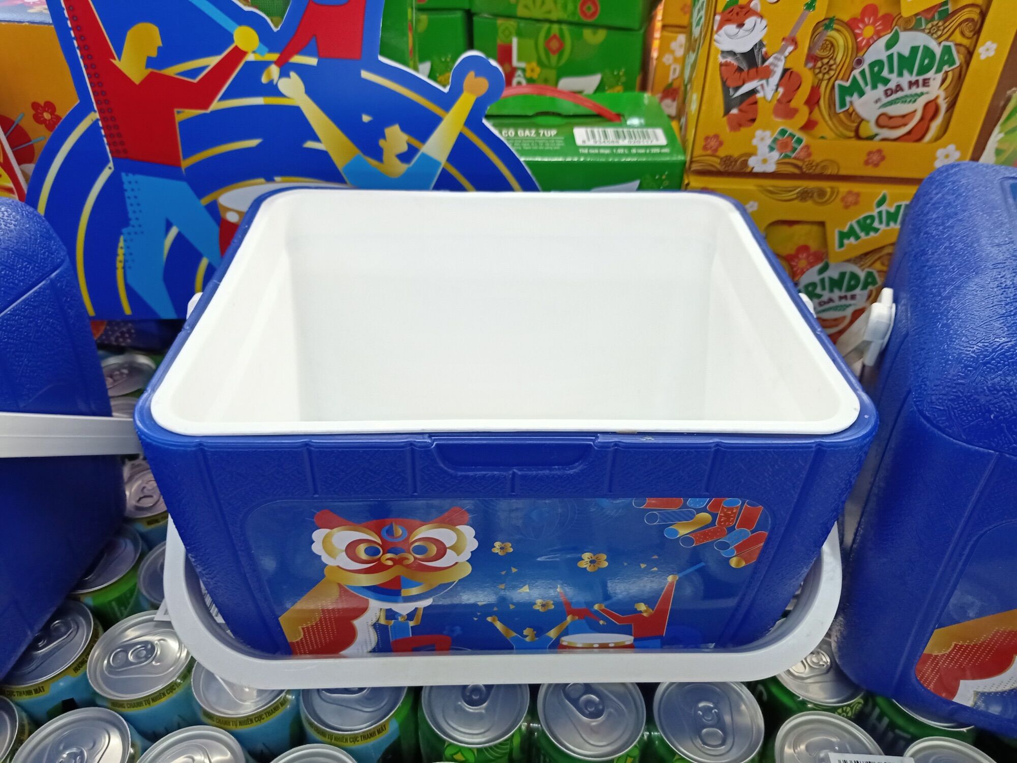 Thùng Đá Pepsi 6.8L