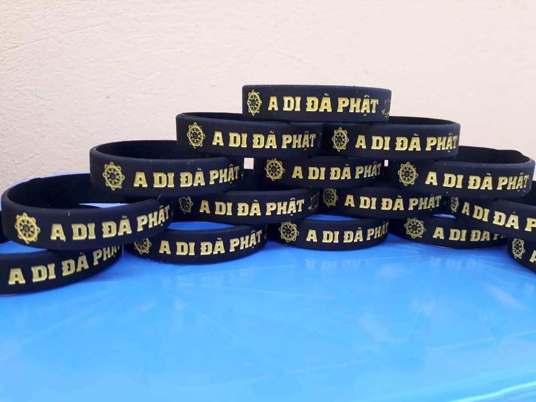 vòng tay danh hiệu a Di Đà Phật