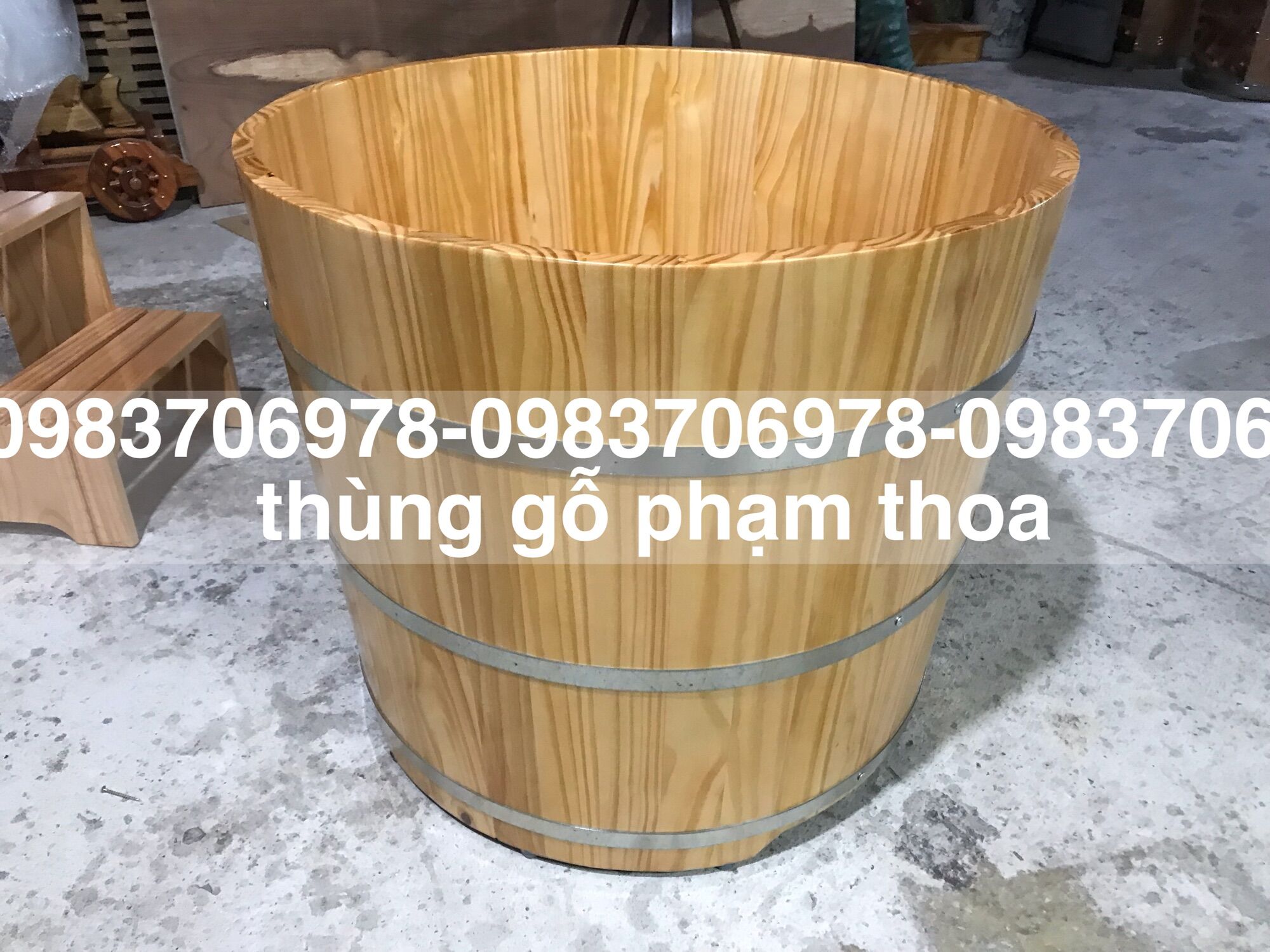 Bồn tắm gỗ thông nhập khẩu cao cấp