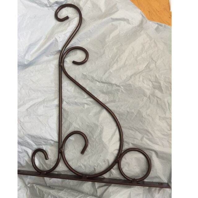 móc sắt treo chậu hoa trang trí