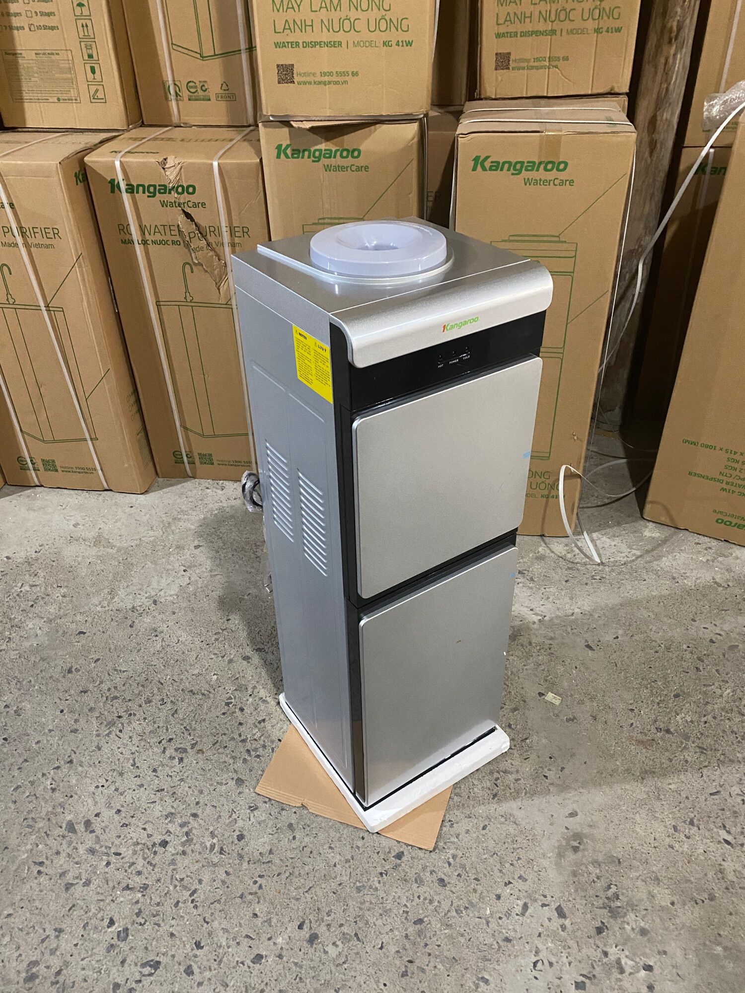 Cây Nước Nóng Lạnh Kangaroo Kg41W