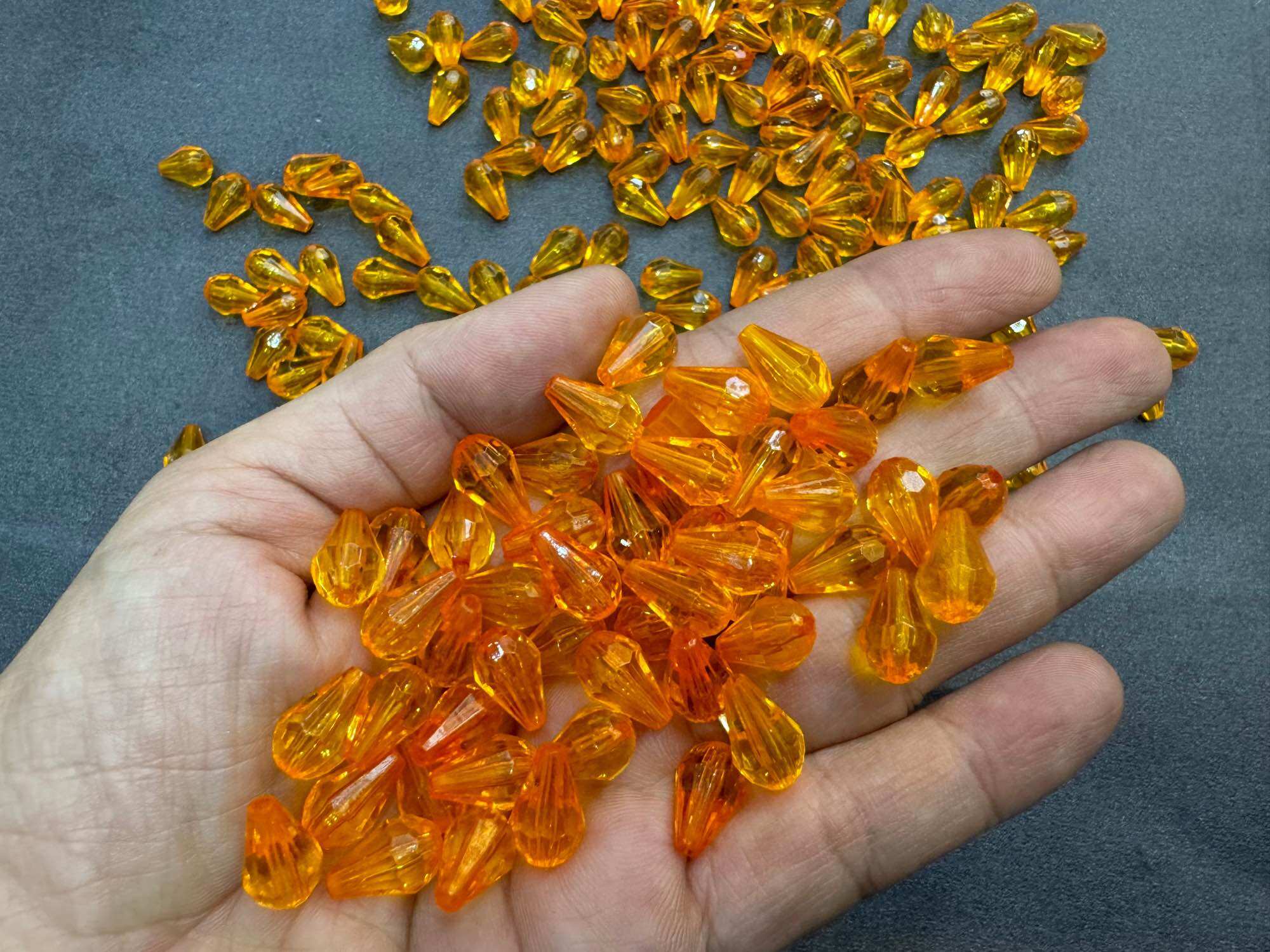 100G Chuỗi Hạt Giọt Nước Pha Lê Nhựa 12mm