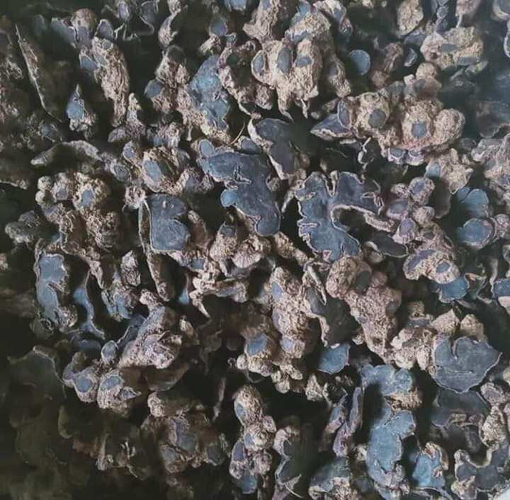 GỪNG ĐEN KHÔ 0.5 KG