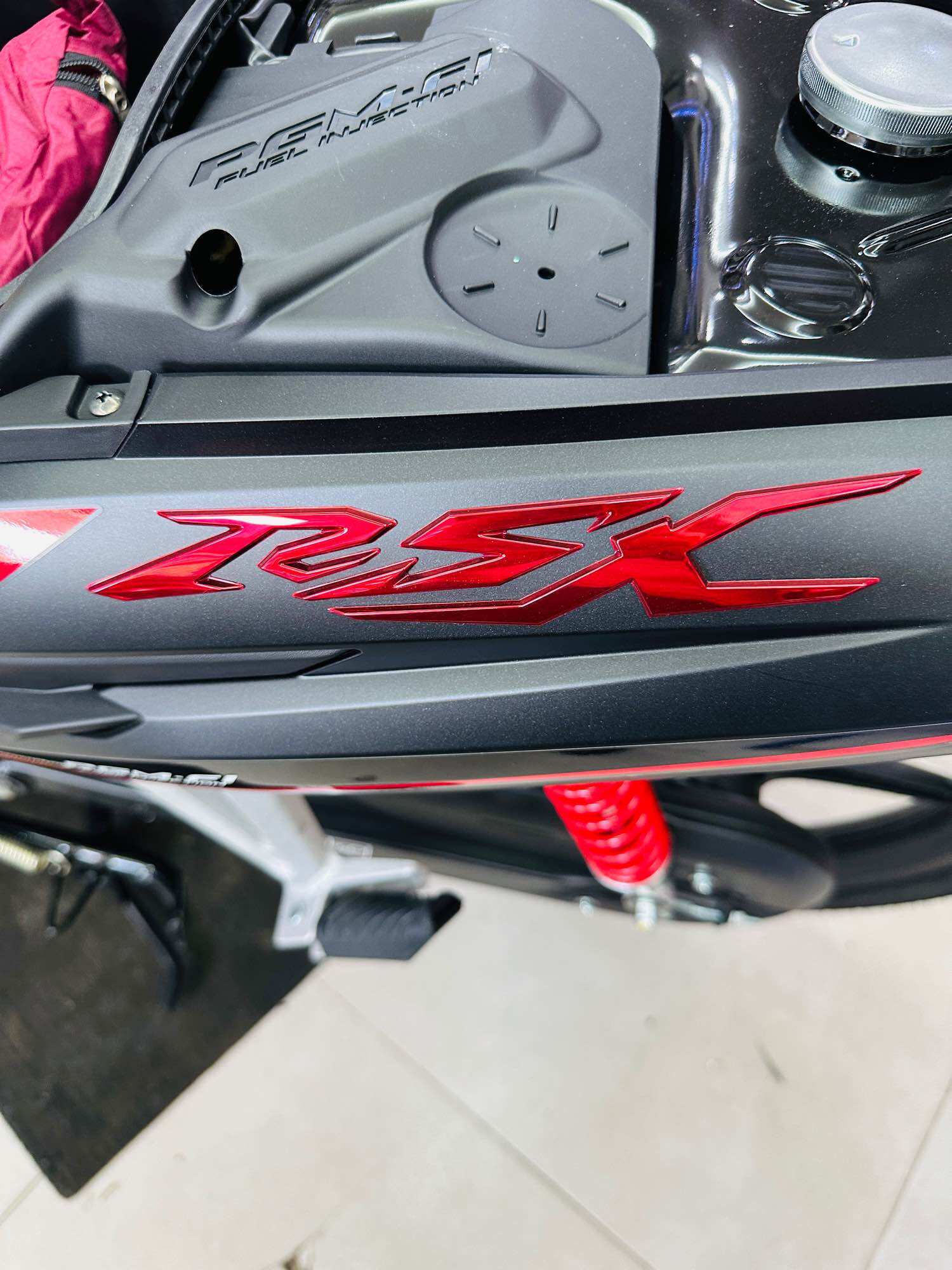 Tem nổi Zin Wave RSX