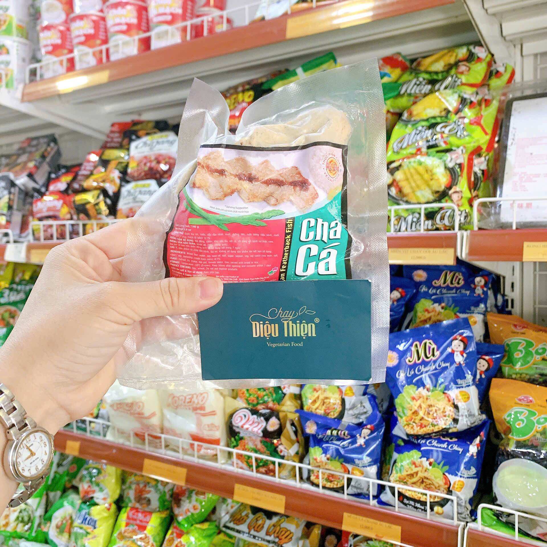(shop có hỗ trợ đóng hàng) CHẢ CÁ THÁC LÁC CHAY ÂU LẠC 140 GAM ( HÀNG LẠNH CHỈ GIAO HCM)