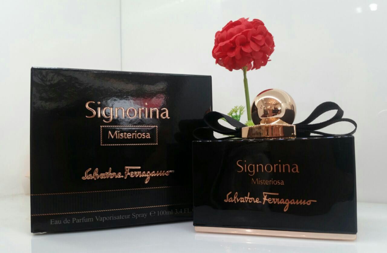 Signorina Salvatore Ferragamo