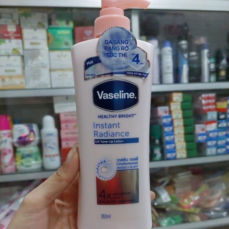 Sữa dưỡng thể giúp da trắng sáng tức thì vaseline 350ml, hàng chính hãng