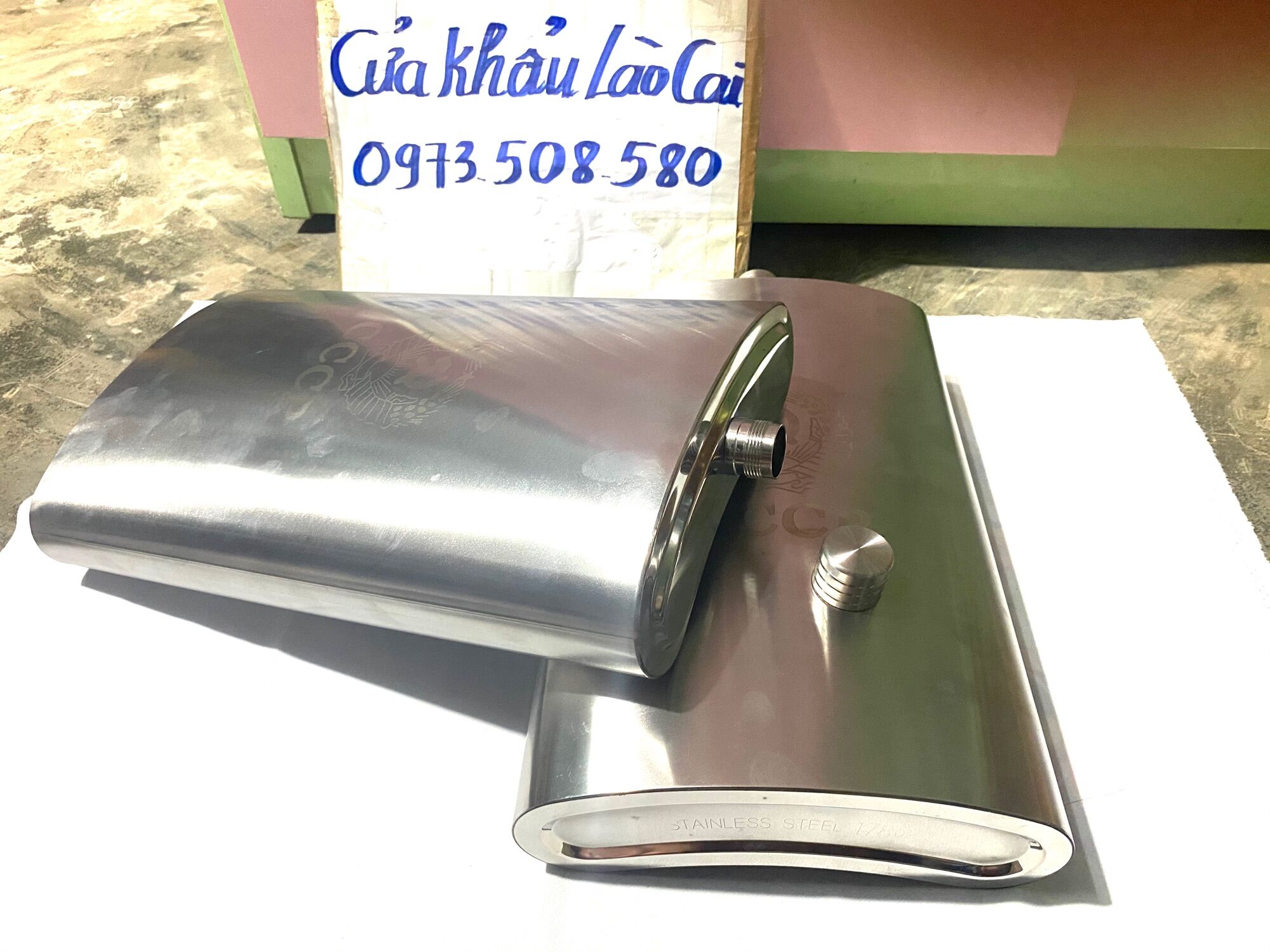 Bình  5,4 lít   tặng kèm túi Da ( 1 ly 20k)