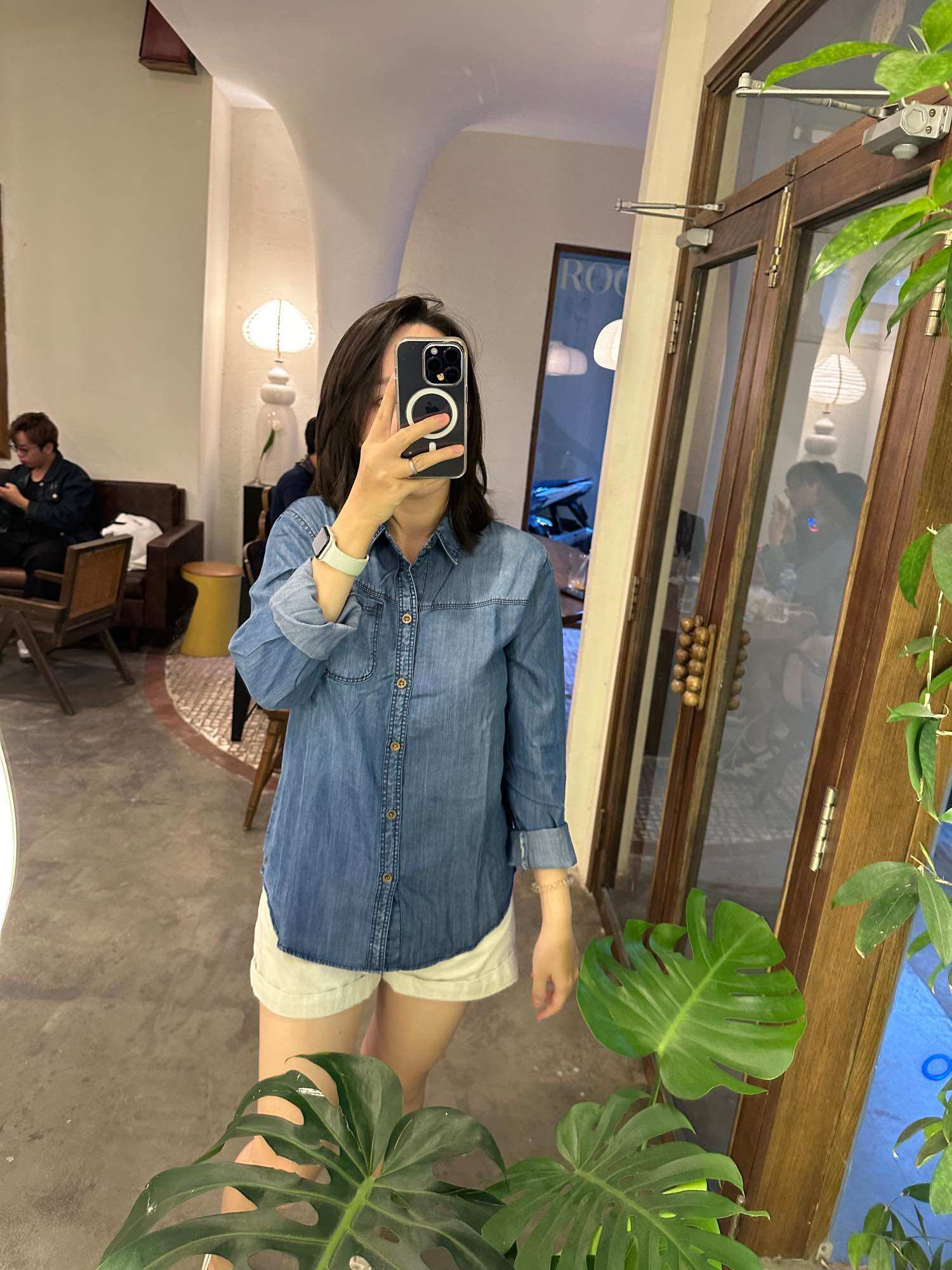 Áo sơ mi jeans dài tay kiểu dáng basic nhiều màu sắc - donulatte.clothing