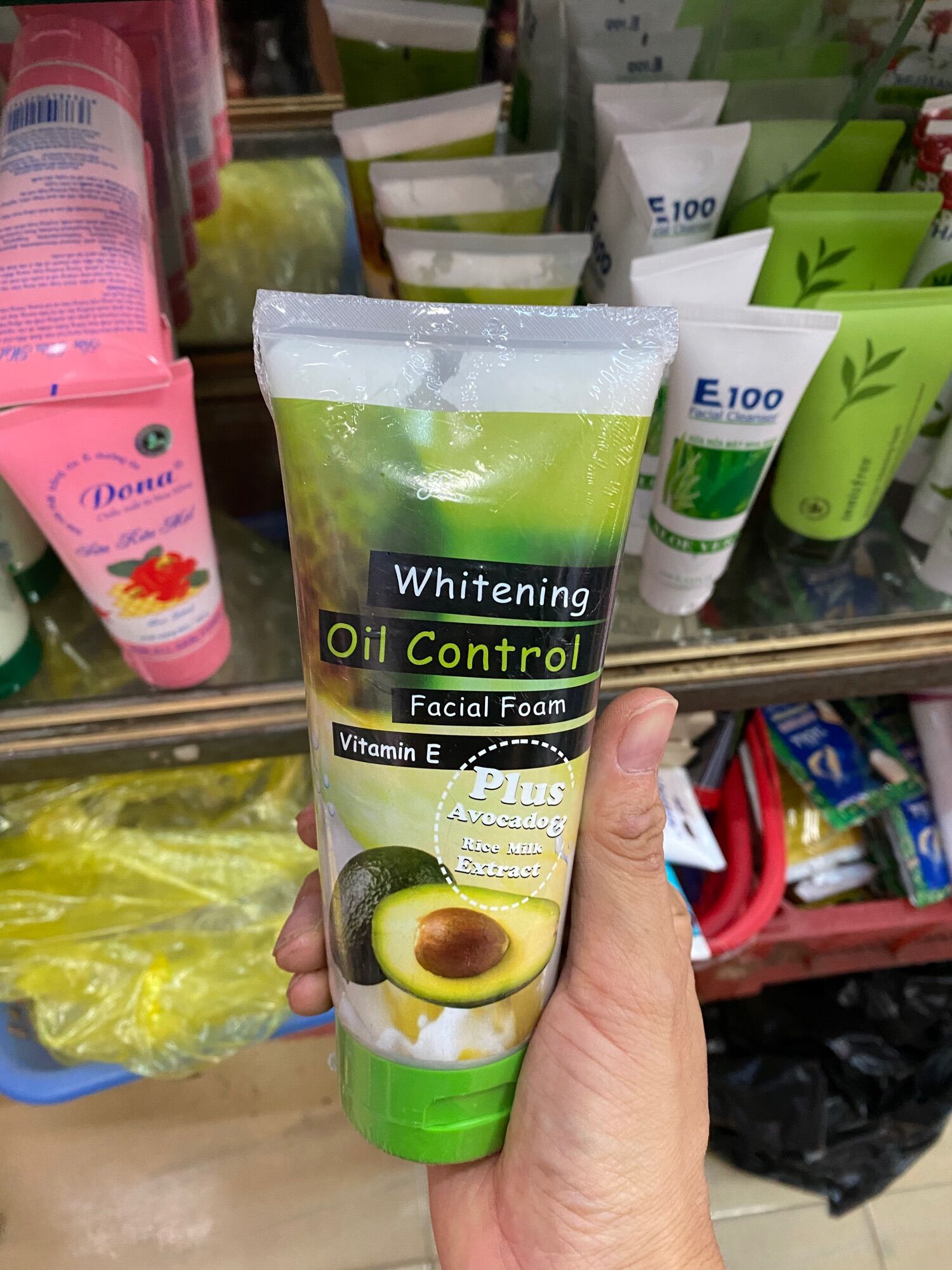 Sữa rửa mặt bơ thái
