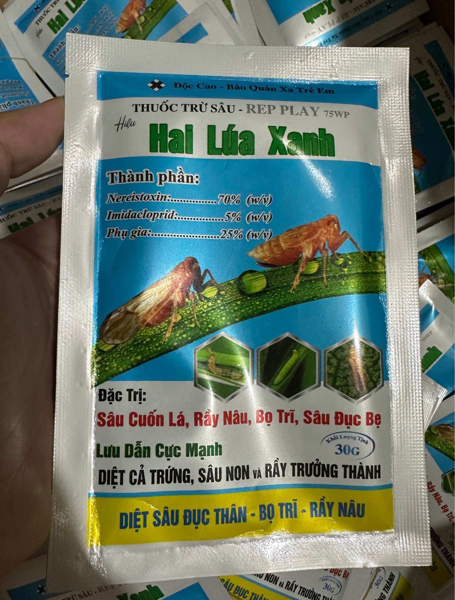 Hai lúa xanh-đặc trị-sâu cuốn lá - rầy nâu, bọ trĩ- sâu đực bẹ -lưu dẫn cực mạnh- diệt cả trứng cả sâu non và rầy trưởng thành - diệt sâu đục thân - muỗi hành- bọ trĩ