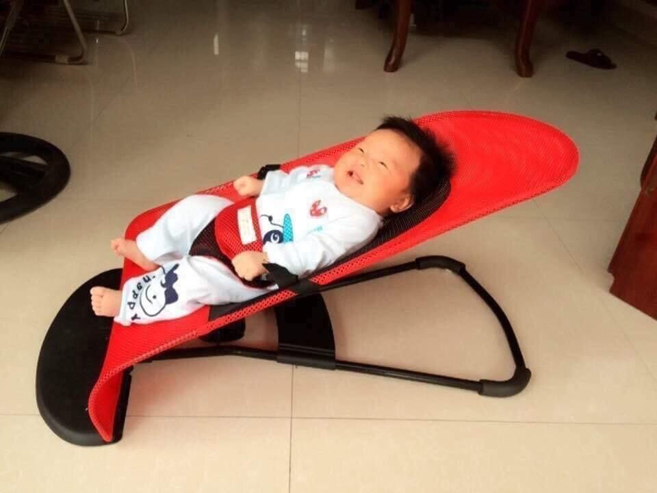 Ghế rung nhún cho bé yêu thư giãn