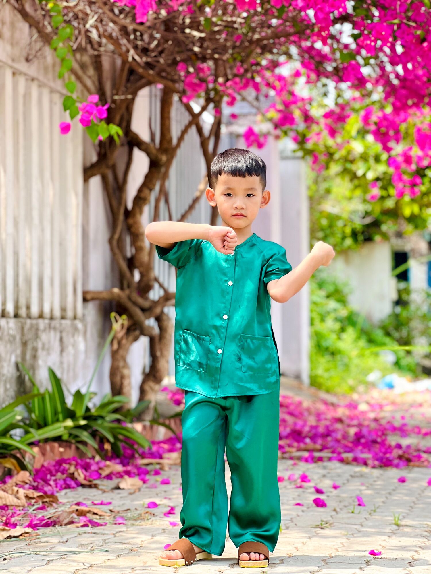 Bộ Bà Ba Trẻ Em Ngắn Tay + Tặng Khăn Rằn