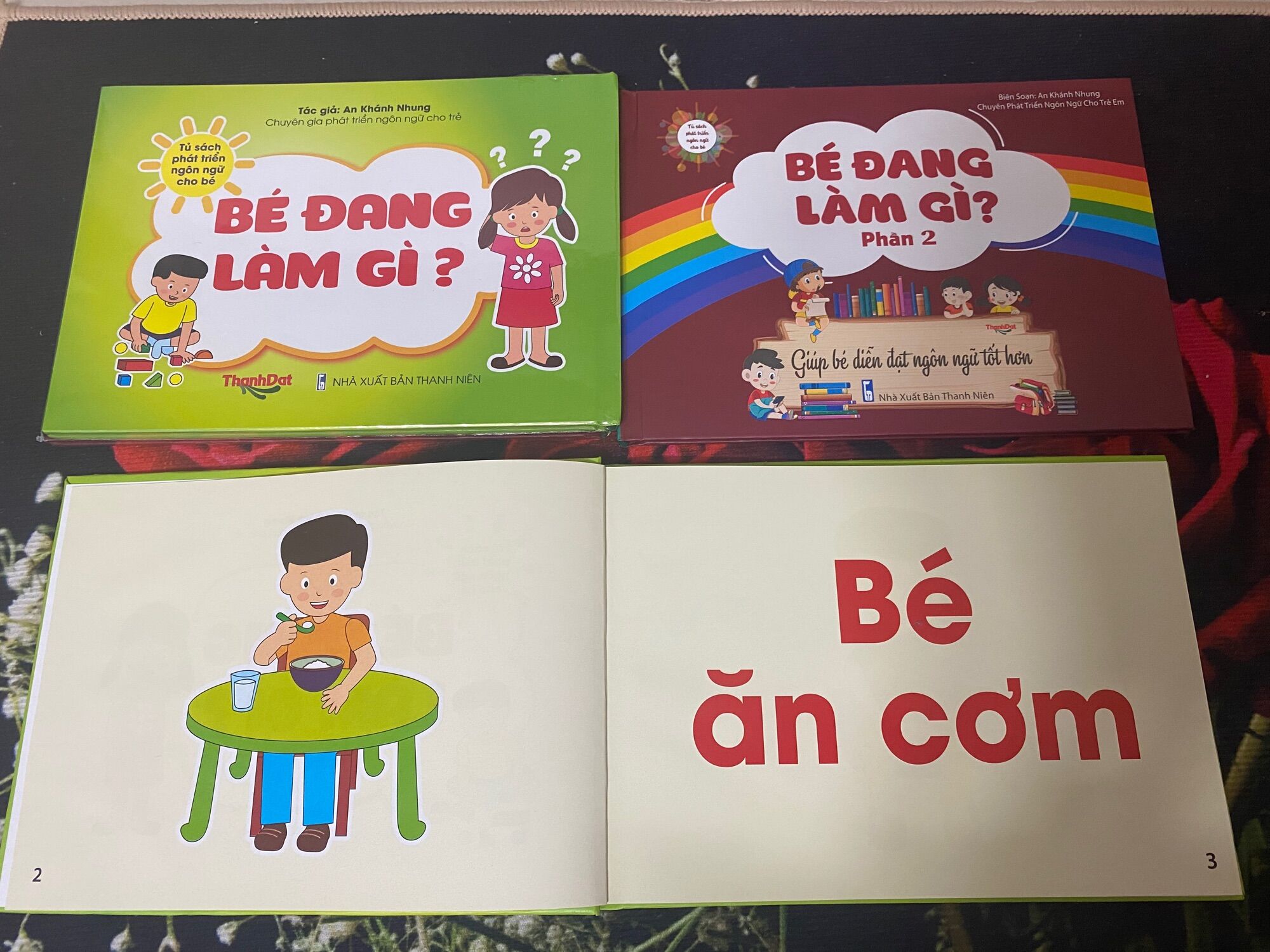Học Liệu Bé Đang Làm Gì