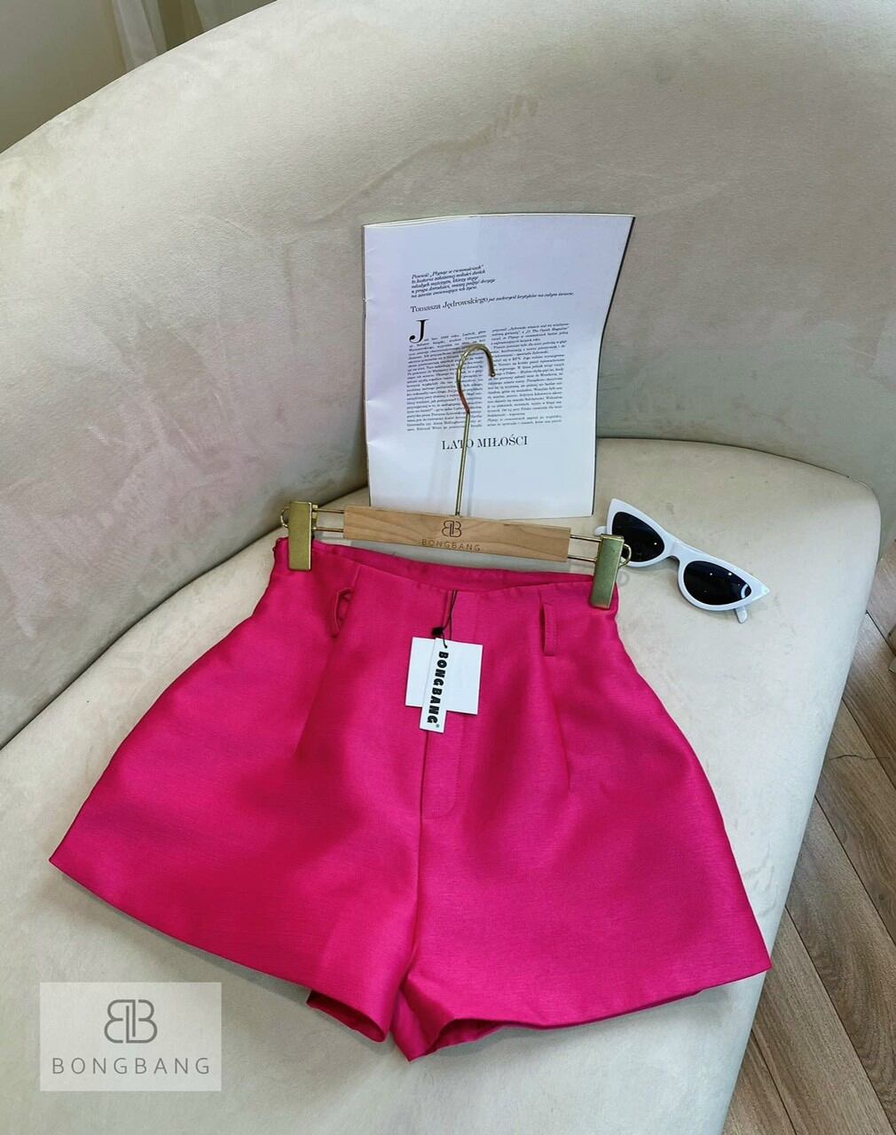 Quần Short Vải Bóng