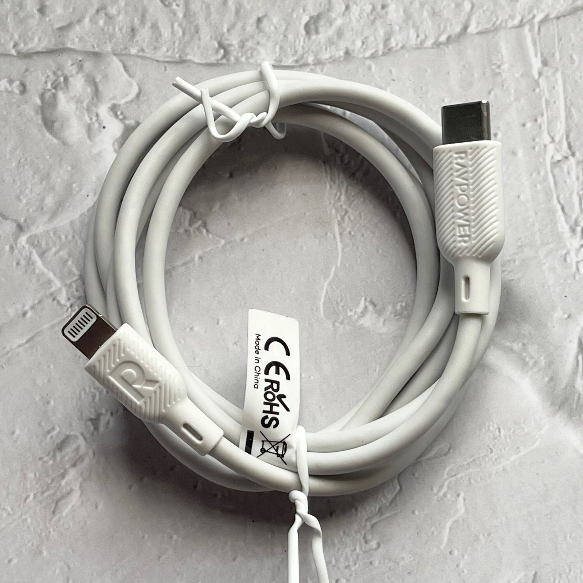 Cáp Ravpower Type C to Lightning RP CB054 1m (Hộp Móp Nhẹ)