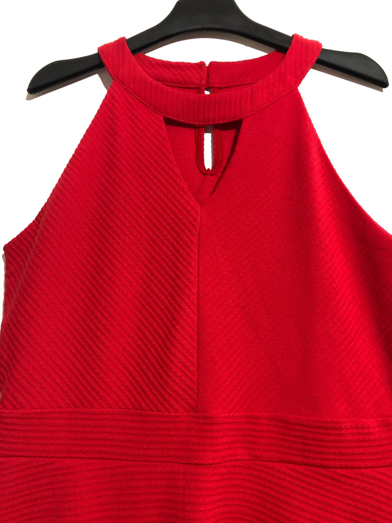 đầm cổ yếm xuất dư size M L