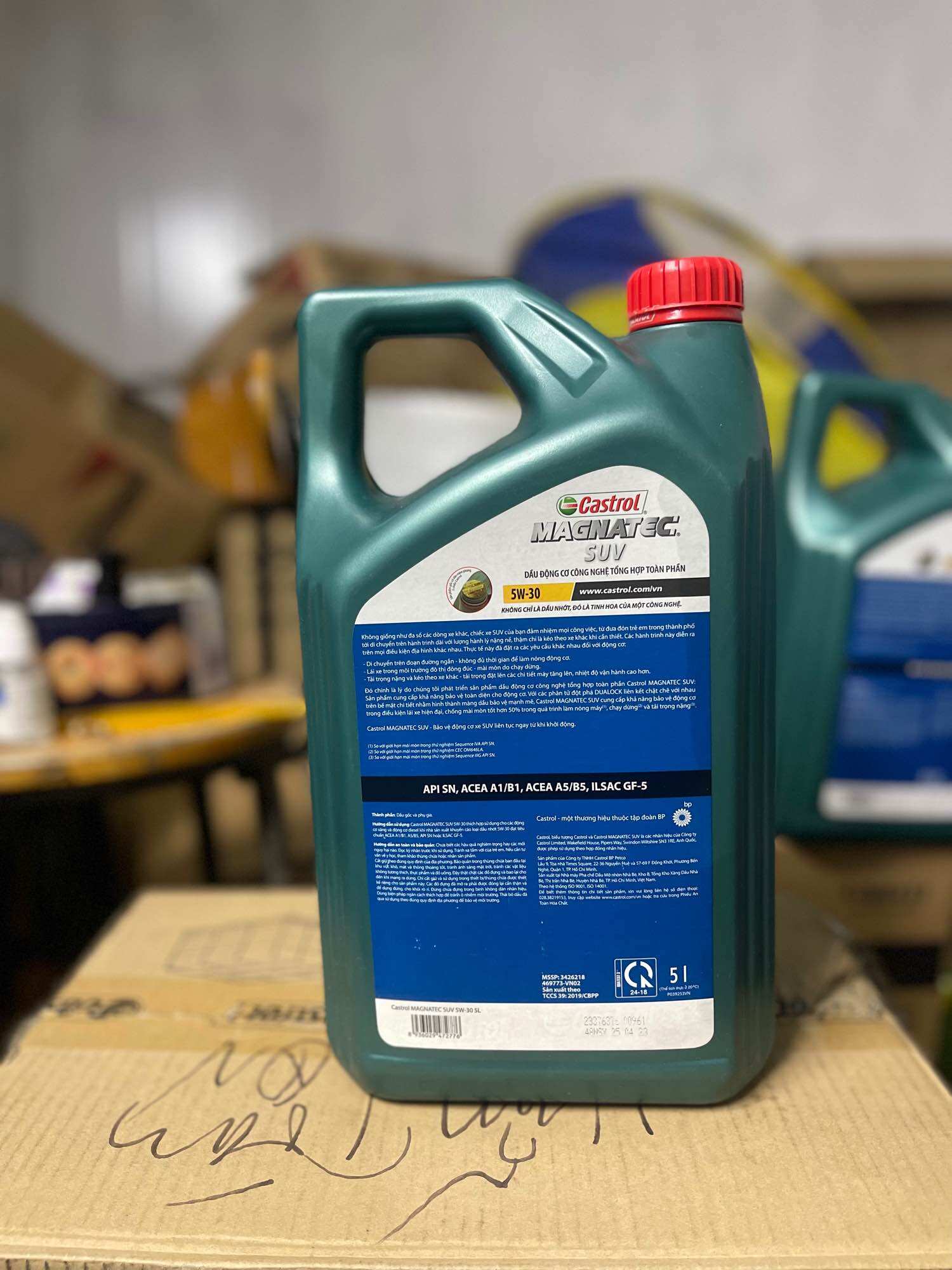 (CAN 5l)DẦU CASTROL MAGNATEC SUV 5W-30