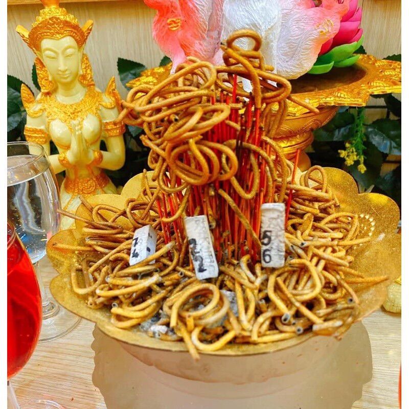 Nhang thần tài Thái Lan (79 cây/1 bó số tài lộc)