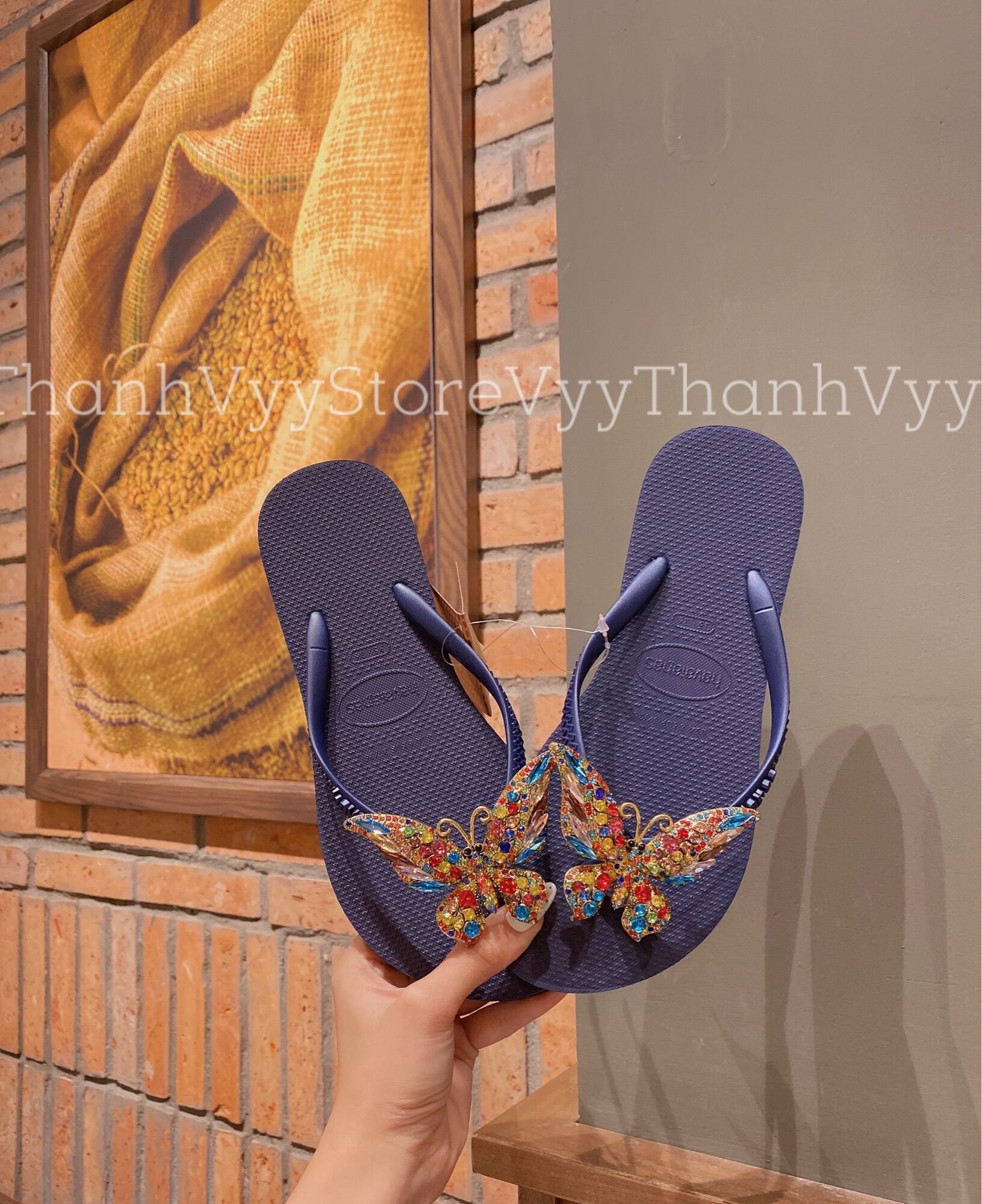[HCM]Dép Havaianas kèm charm