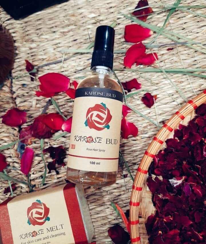 Xịt dưỡng tóc kích thích mọc tóc, ngăn rụng tóc, suôn mượt Karose Bud