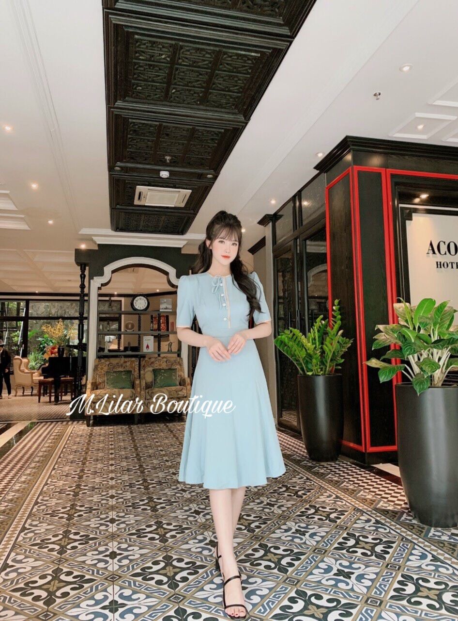 Váy xanh 2 cúc ngọc