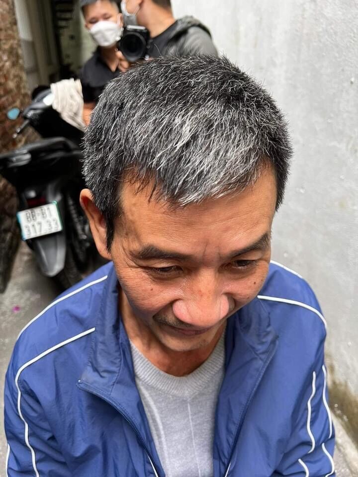 DẦU GỘI ĐẦU PHỦ BẠC TRẦN KIM HUYỀN