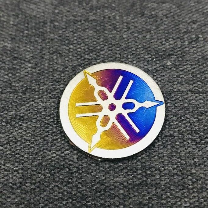 Tem titan logo Yamaha