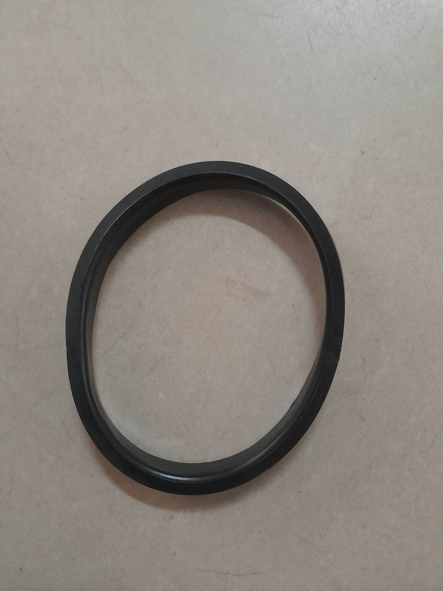 Ron đồng hồ xe 67 ( cao su )và Cúp 81 ( nhựa cứng ).
