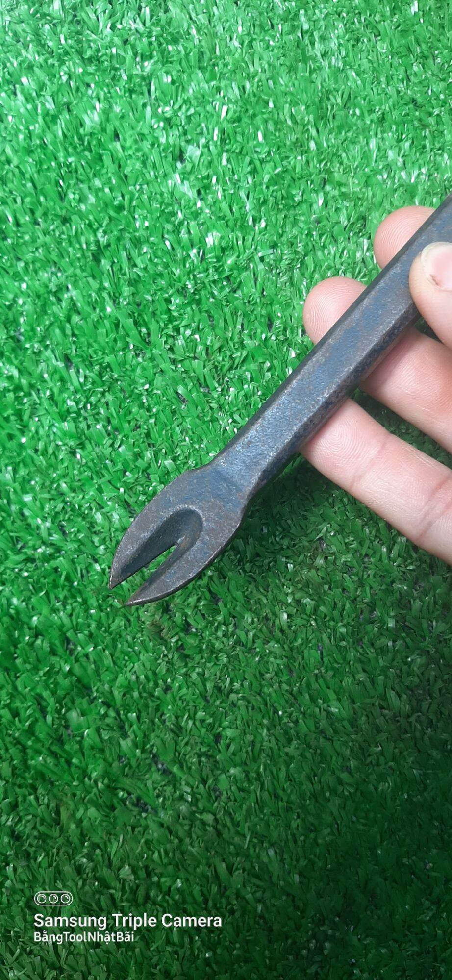 Cờ lê ,mỏ lết HIT 250 nhật bãi