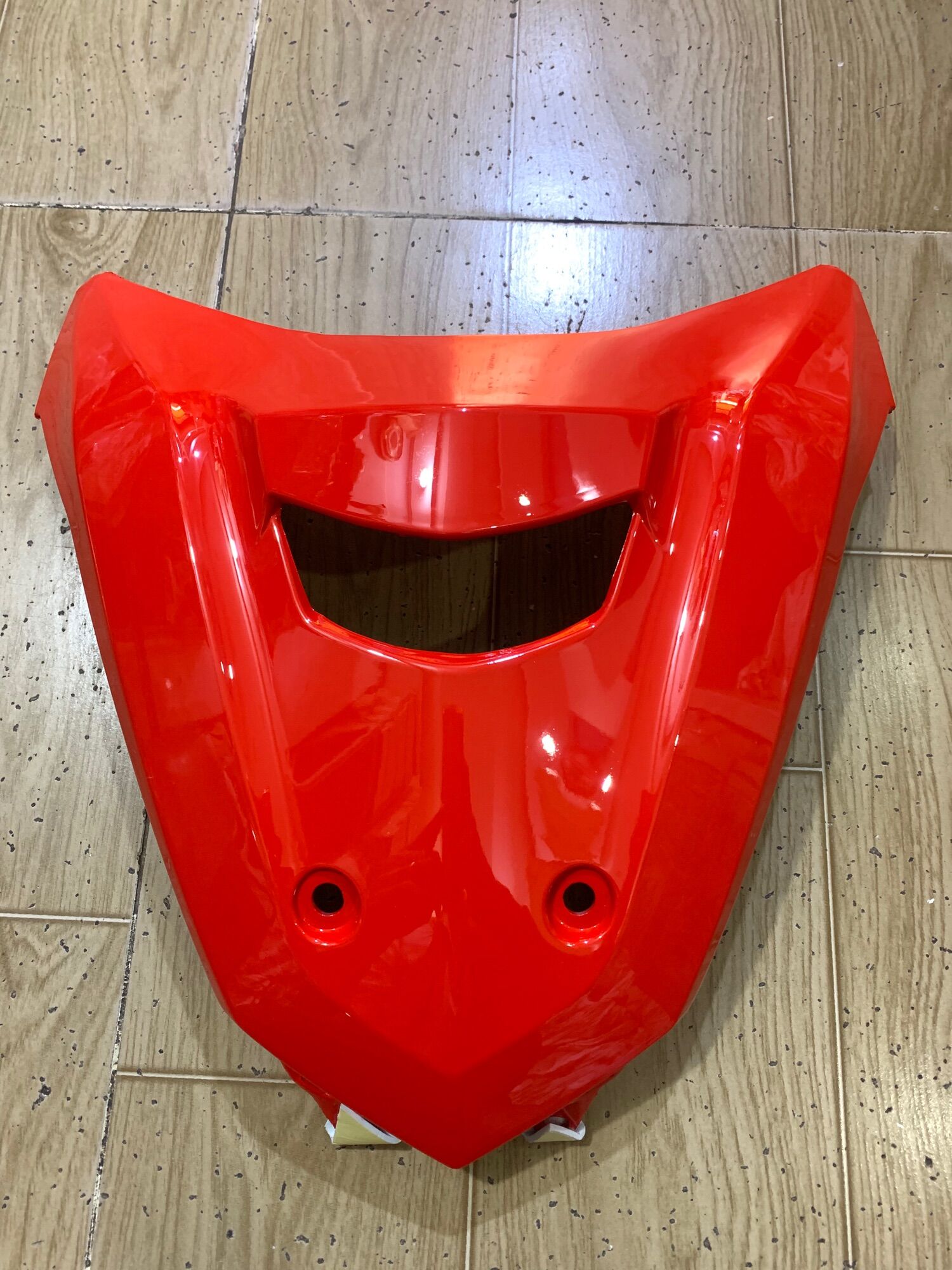 Mặt nạ xe future 125 cc đời pha đèn led có lổ gắn rổ màu đỏ tươi