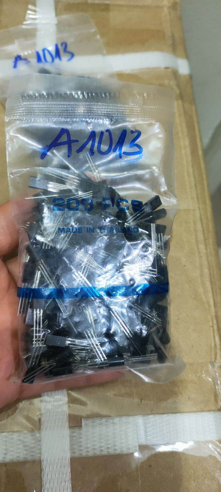 100 con transistor A1013-C2383