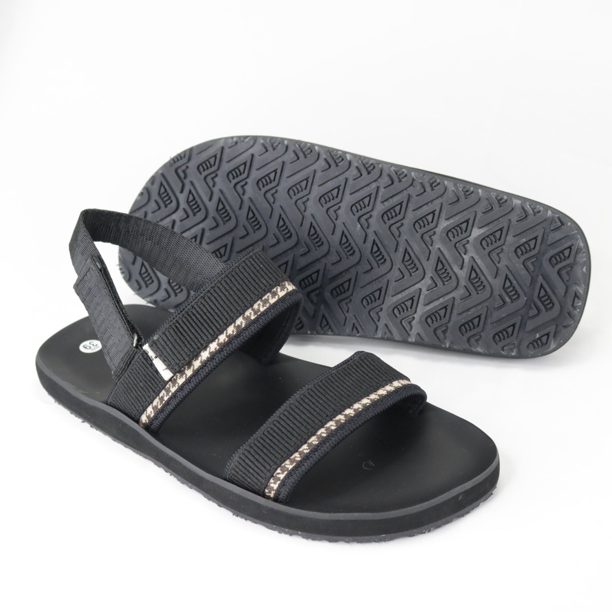 Giày sandal Giavy nam trẻ trung màu đen TL560