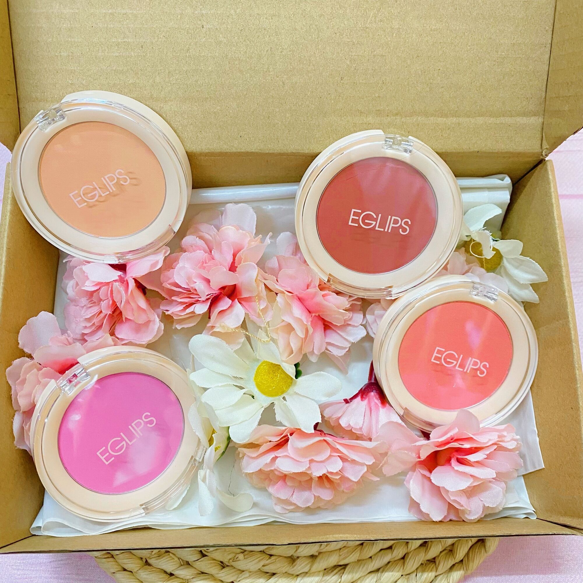 Má hồng Eglips Cheek Fit Blusher Tone 2,3,4,6