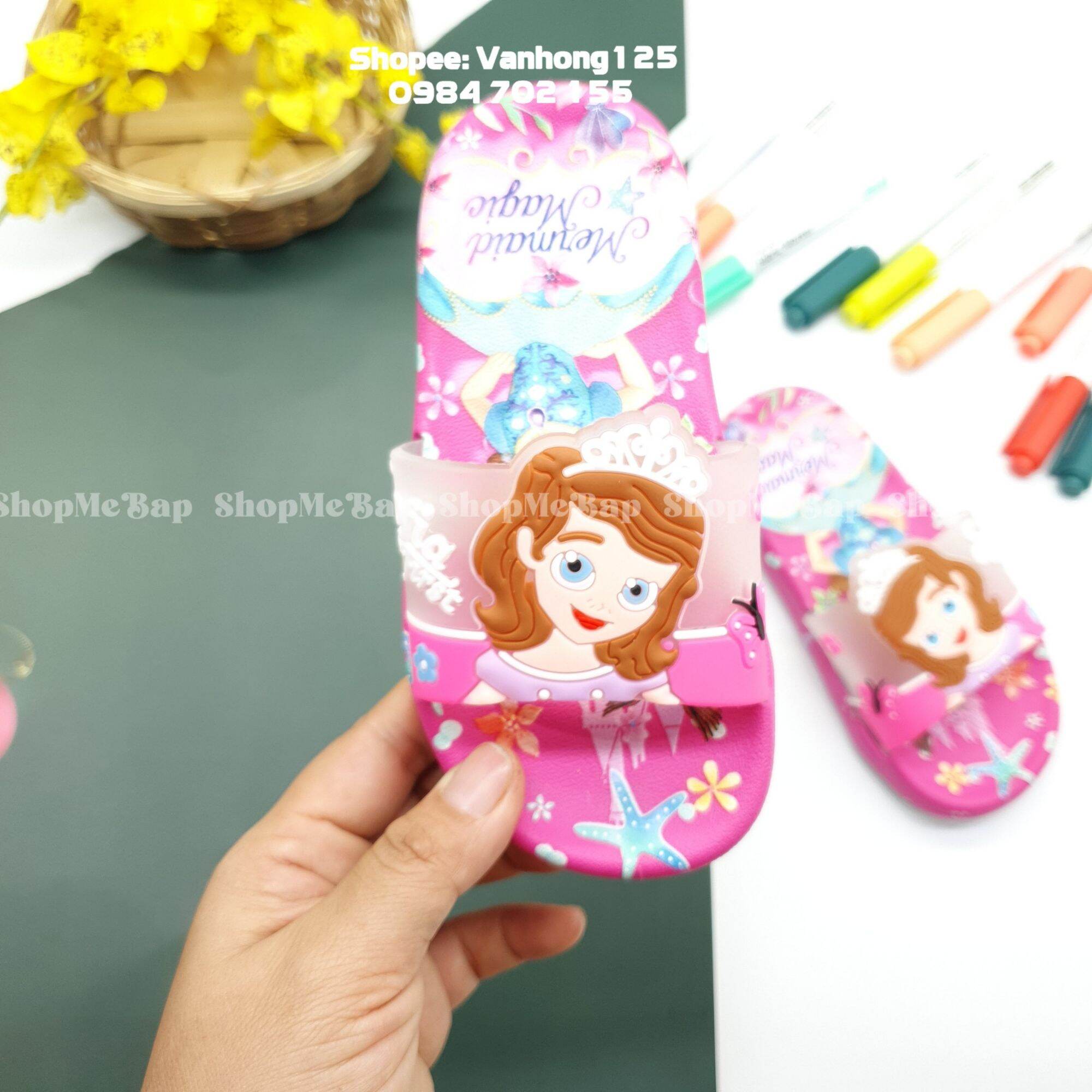 Dép lê công chúa sofia in 3 D sắc nét đẹp suất sắc cho bé gái