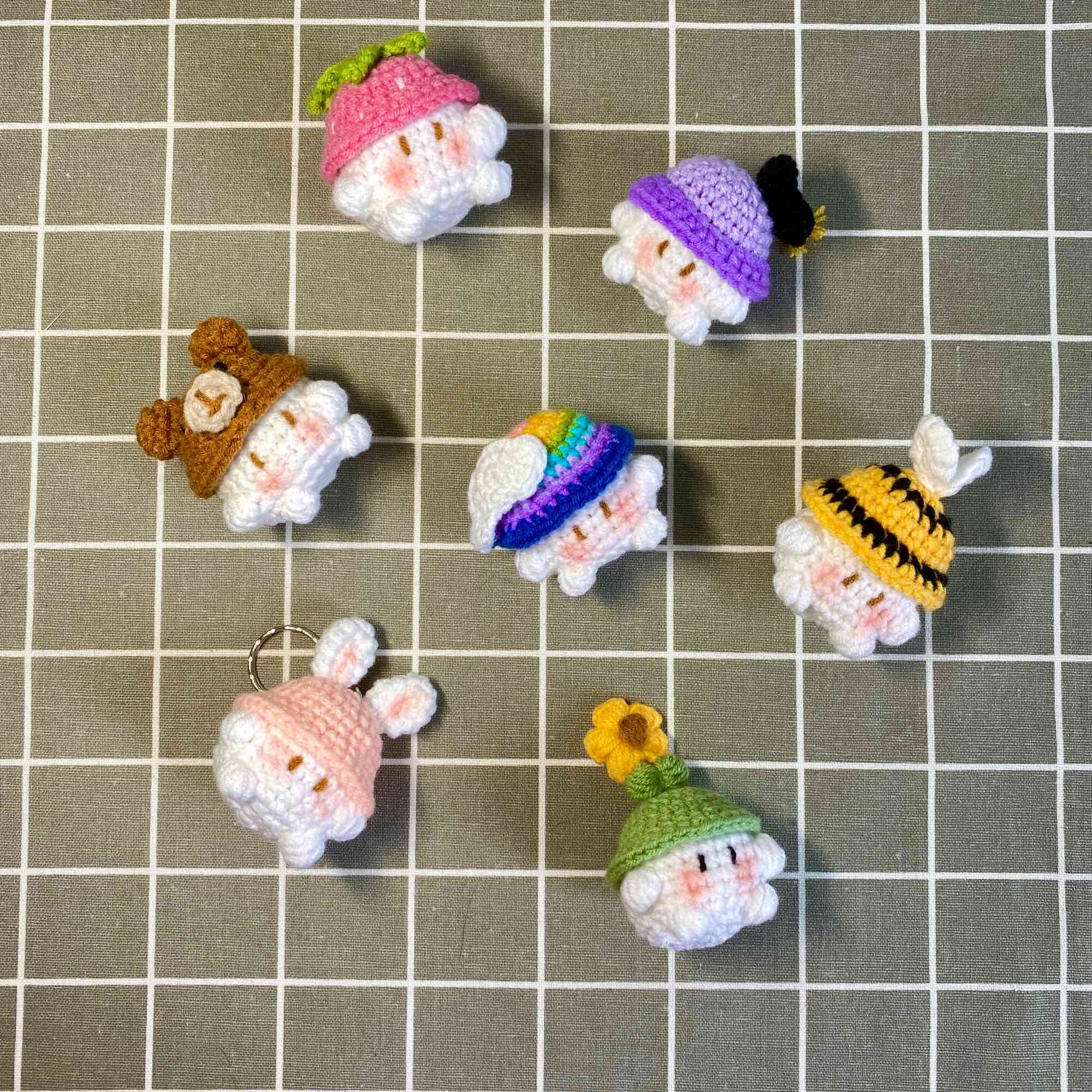 Móc khoá bé nấm mini handmade bằng len
