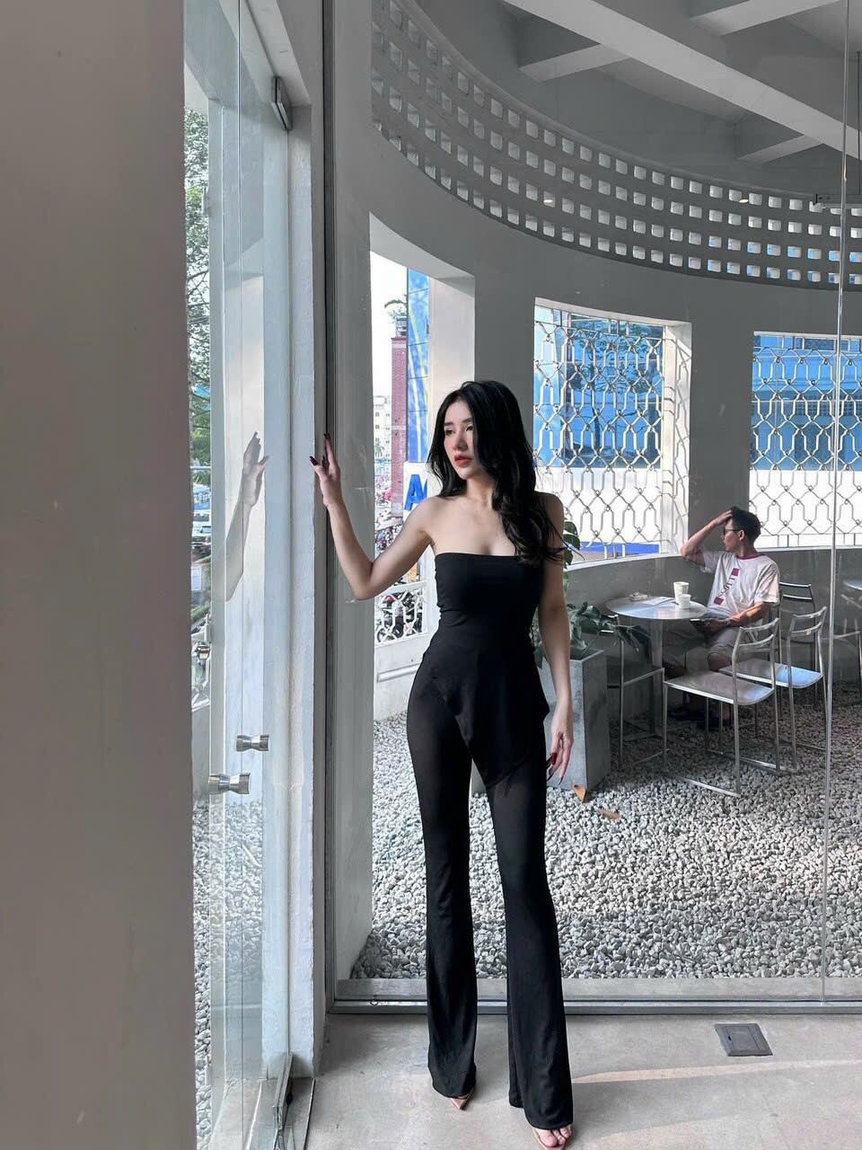 Set áo ống đính ngọc chéo tà quần ống loe