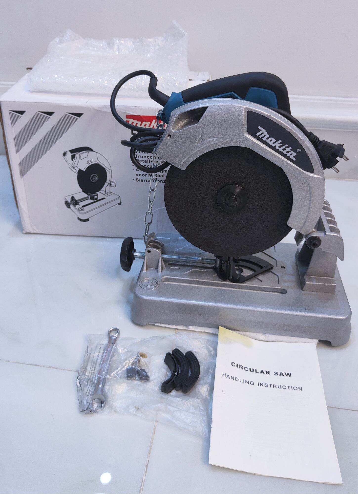 MÁY CẮT SẮT BÀN MINI 185mm MAKITA có tặng kèm lưỡi cắt ,CÔNG NGHỆ NHẬT - CÔNG SUẤT 1200W MÁY CẮT HỢP KIM NHÔM THÉP GÓC 45 ĐỘ - MÁY CẮT ĐA NĂNG