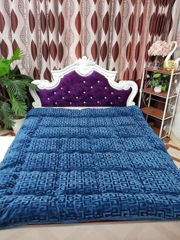 Chăn Lông Cừu chữ Vạn Chần bông 3 lớp