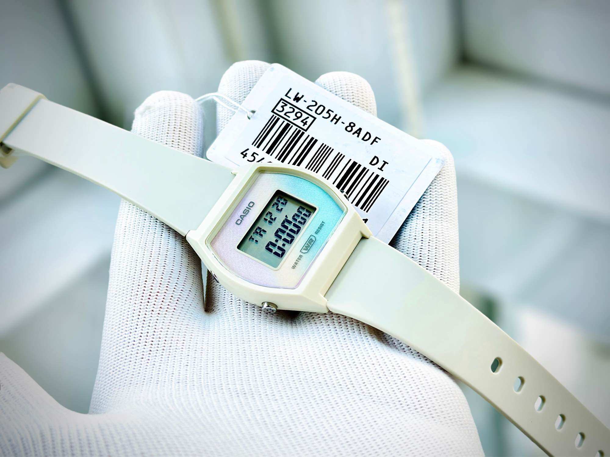 Đồng Hồ Casio Japan Classic LW-204 Pin Điện Tử - Chống Nước