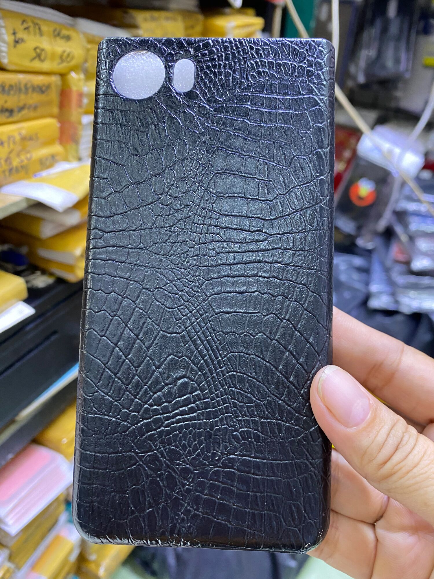 Ốp lưng Blackberry Key One / key2 cứng kiểu da hàng công ty