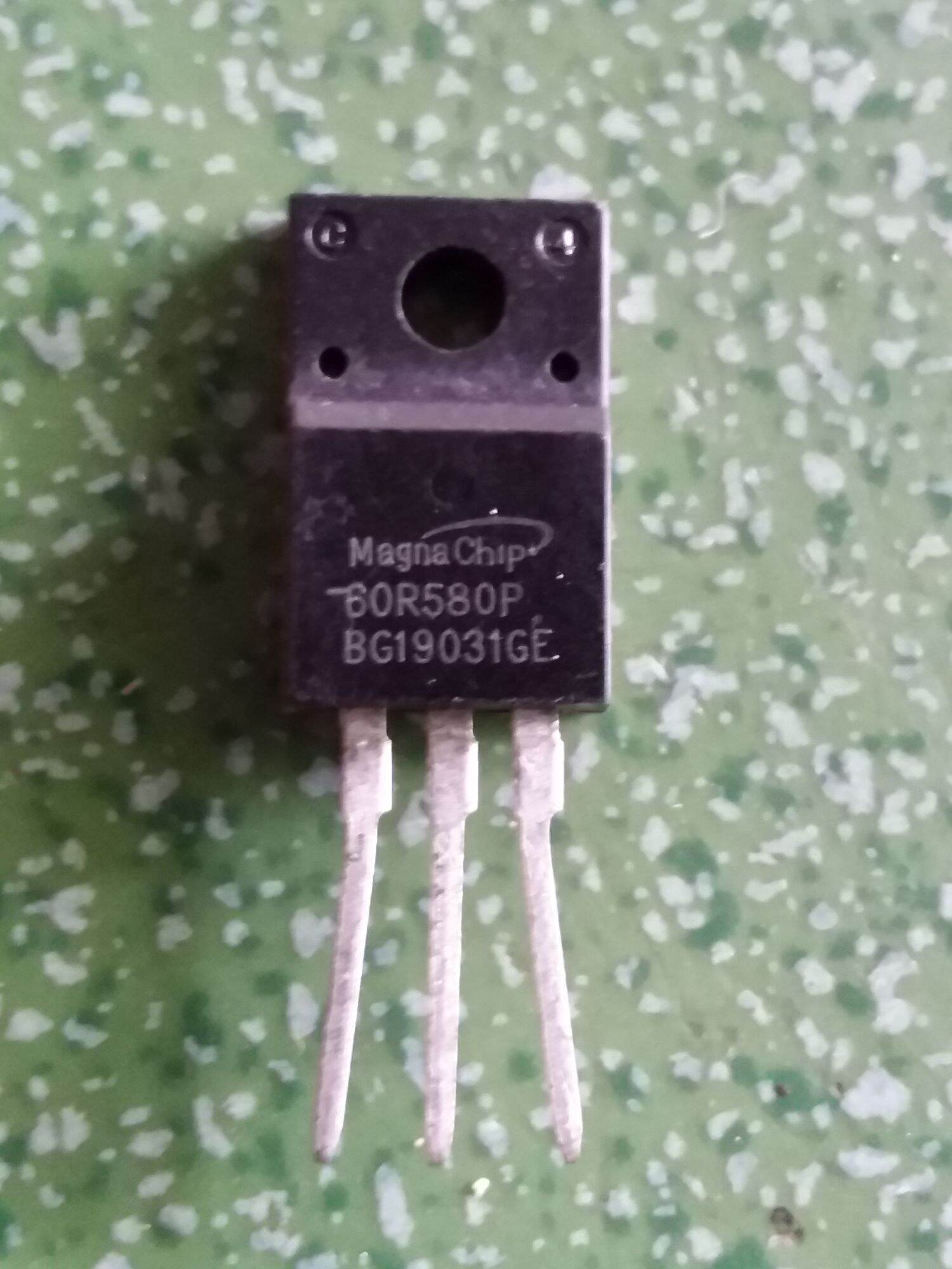 1 CHIẾC MOSFET 60R580P