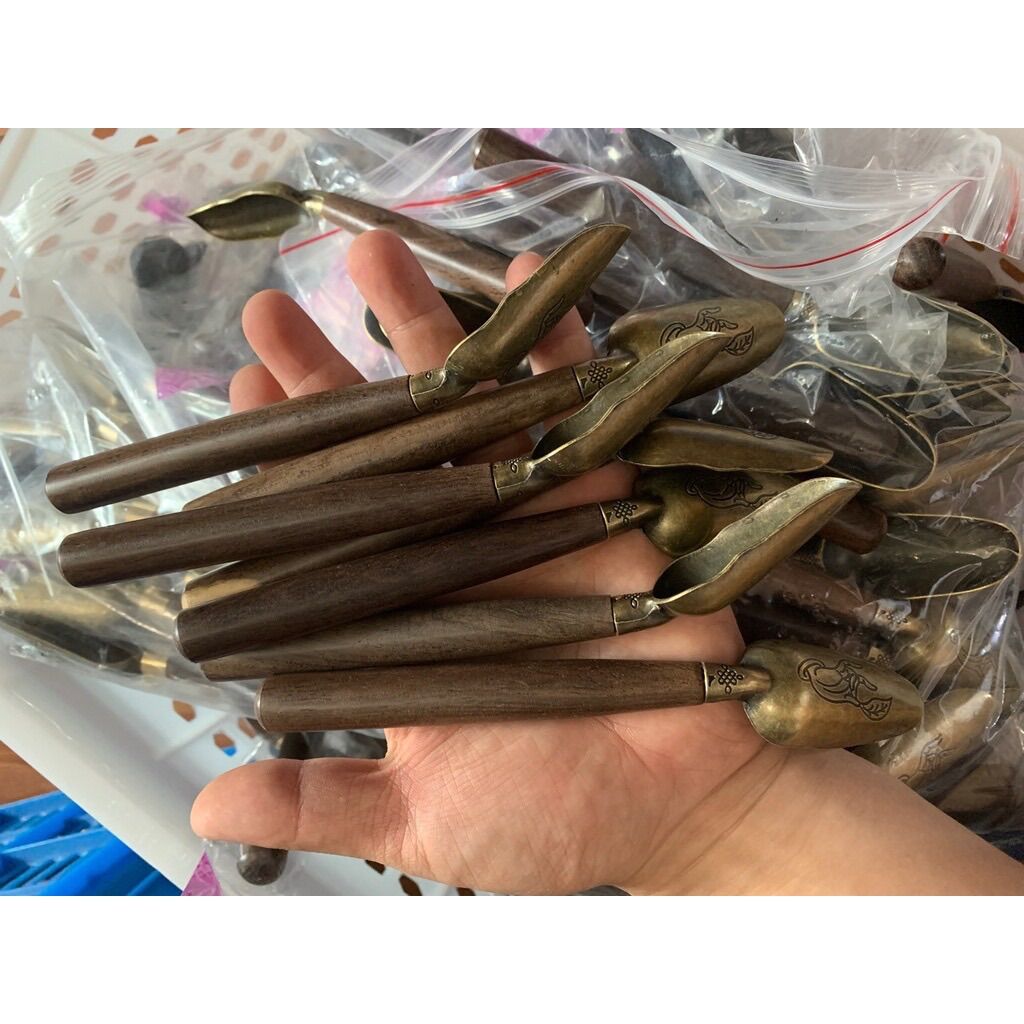 Combo 50 cái muỗng xúc trà gỗ mun 17cm