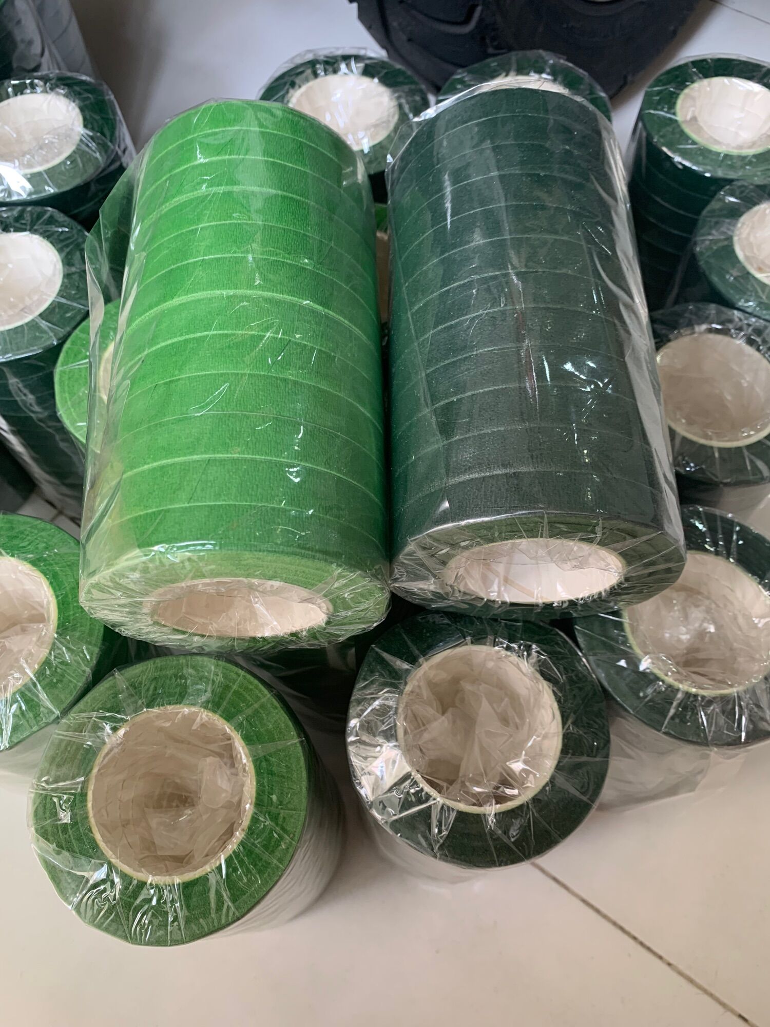 Sáp quấn cành hoa thủ công