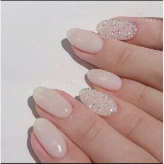 Đá rắc móng kim cương siêu sáng