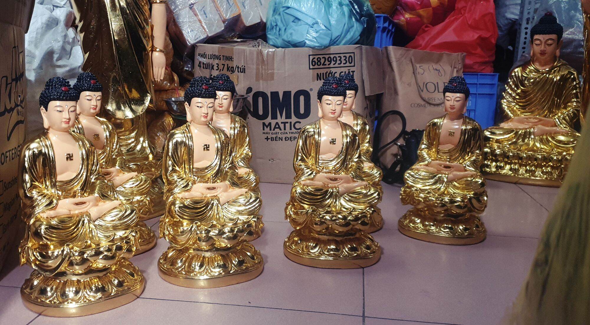 Tượng Phật Di Đà ngồi 30 cm dát vàng composit
