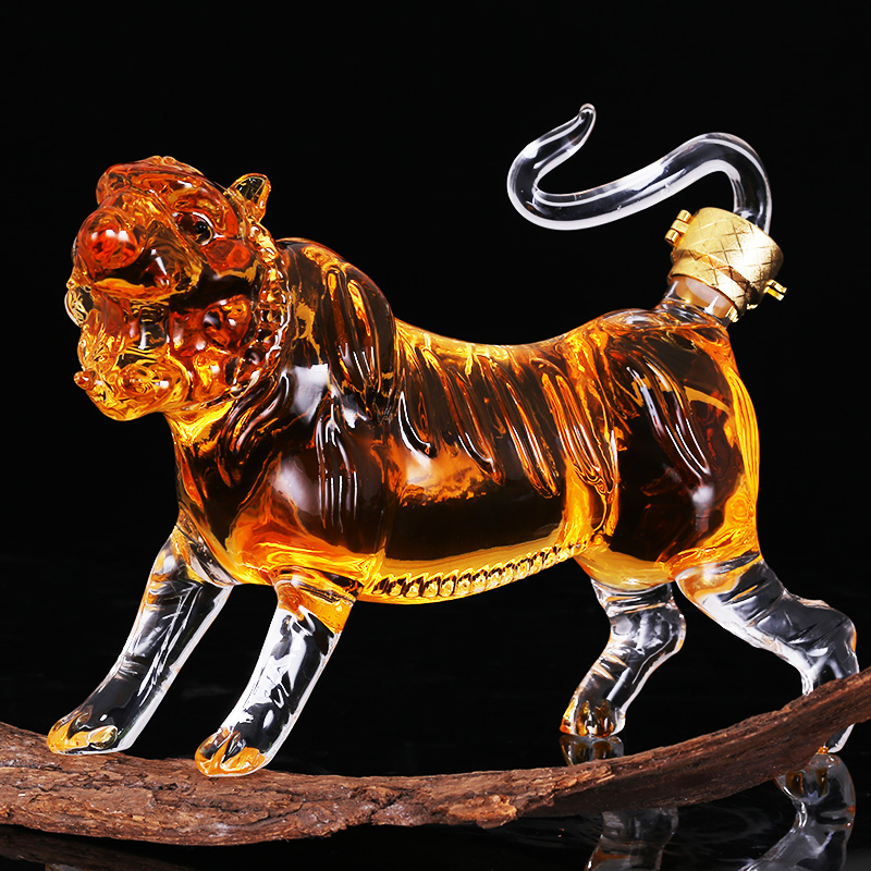 Bình Thủy Tinh Con Hổ Cao Cấp Dung Tích 1L - Decanter