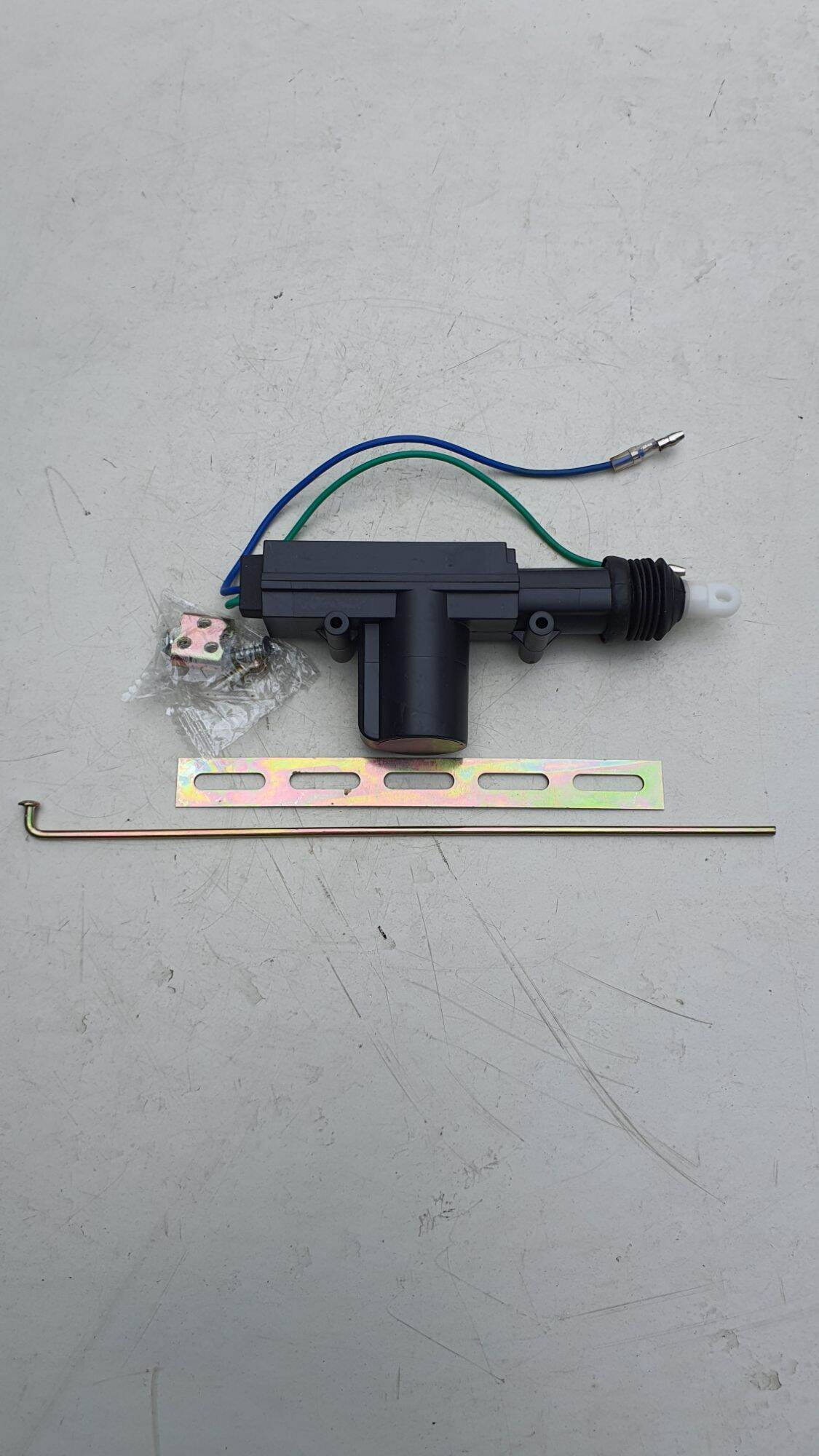 CHUỘT CỬA Ô TÔ 12V VÀ 24V ( giá 1 cái)